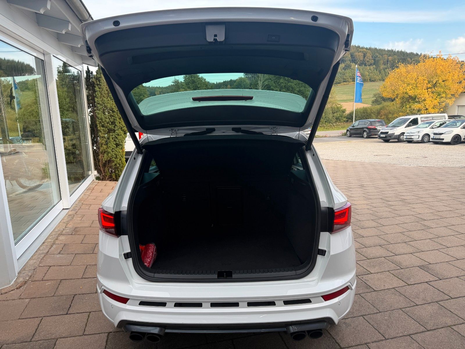 Ateca VZ 2.0 4Drive DSG/AHK/PANO/Beats/ 360° KAM